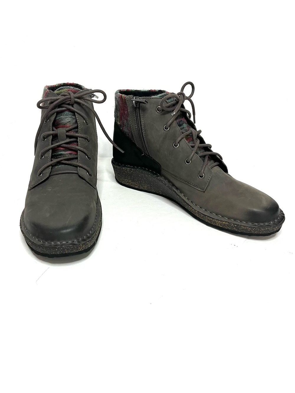 Aetrex Jolie Sweater Boots - Size 10 - Picture 3 of 9